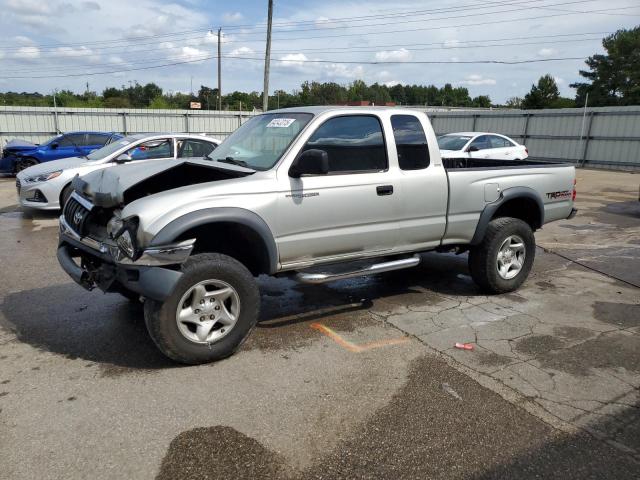 Global Auto Auctions: 2004 TOYOTA TACOMA XTR