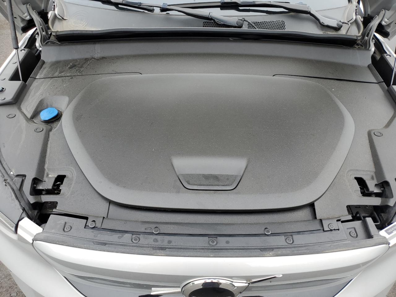 VOLVO XC40 RECHARGE PLUS