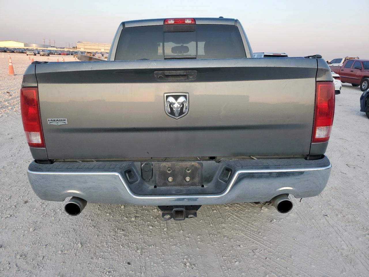 DODGE RAM 1500 LARAMIE