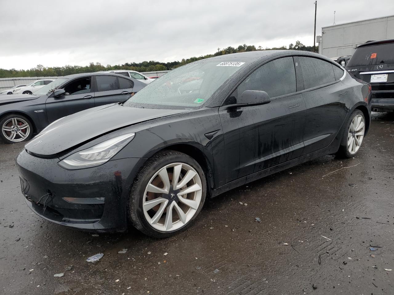 TESLA MODEL 3