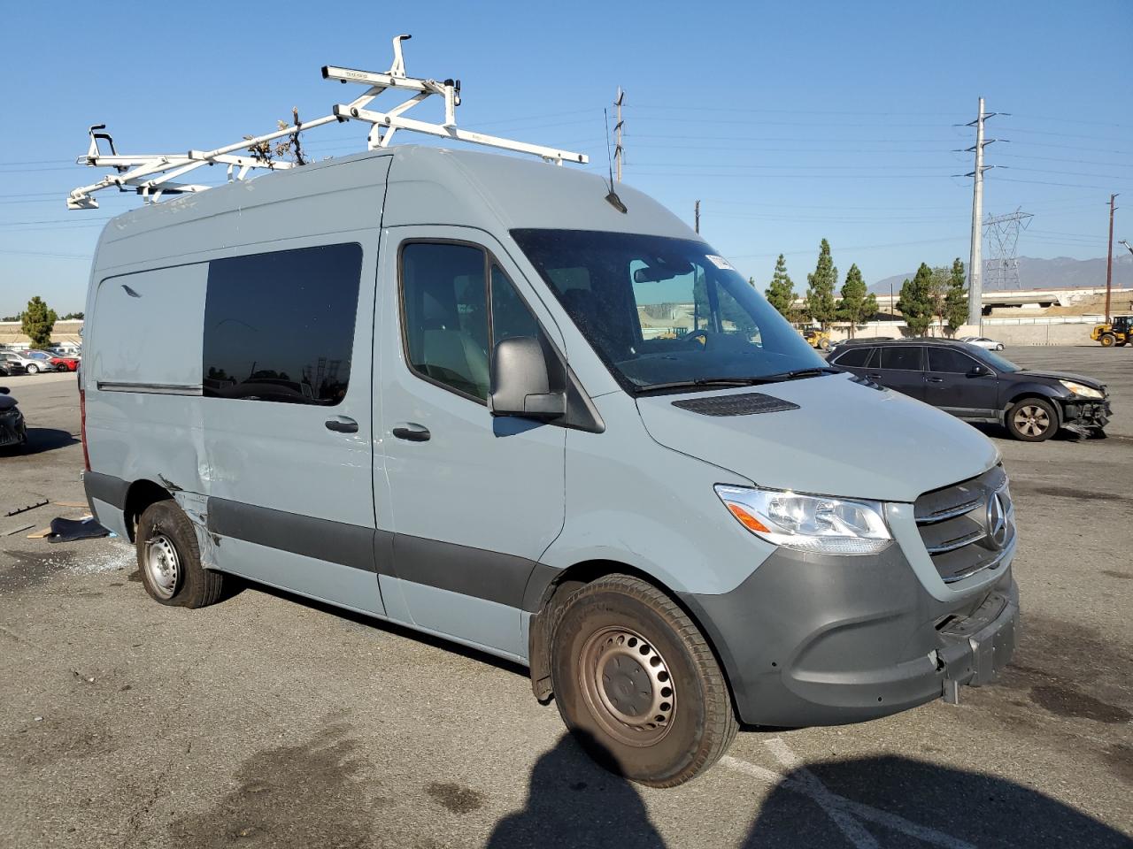 MERCEDES-BENZ SPRINTER 2500