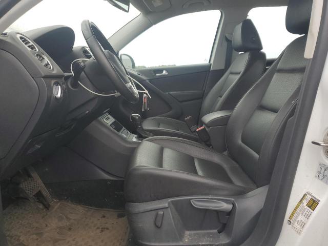 2017 VOLKSWAGEN TIGUAN S WVGBV7AX2HK001676