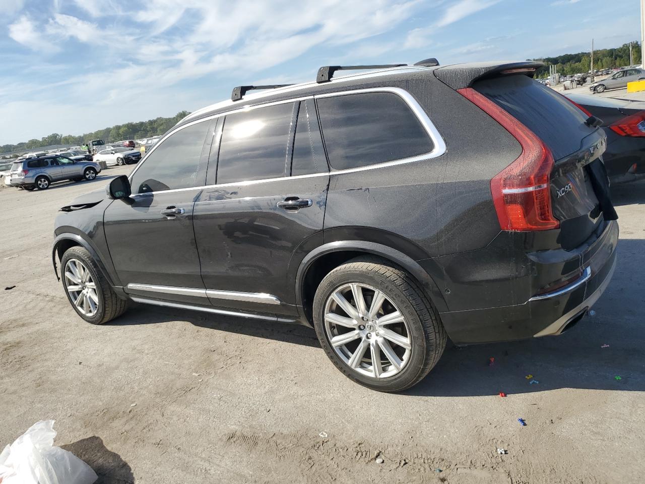 VOLVO XC90 T6