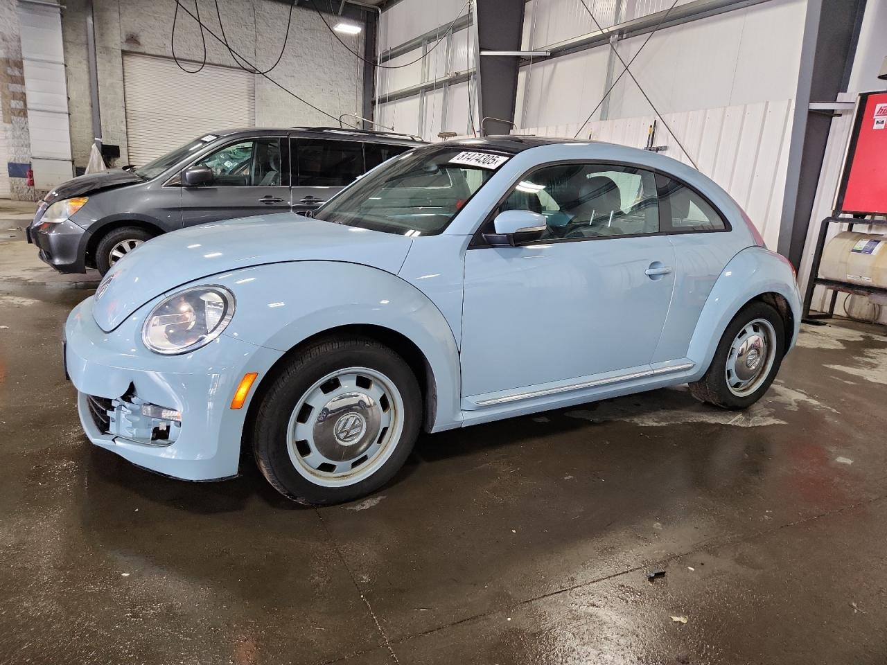 VOLKSWAGEN BEETLE