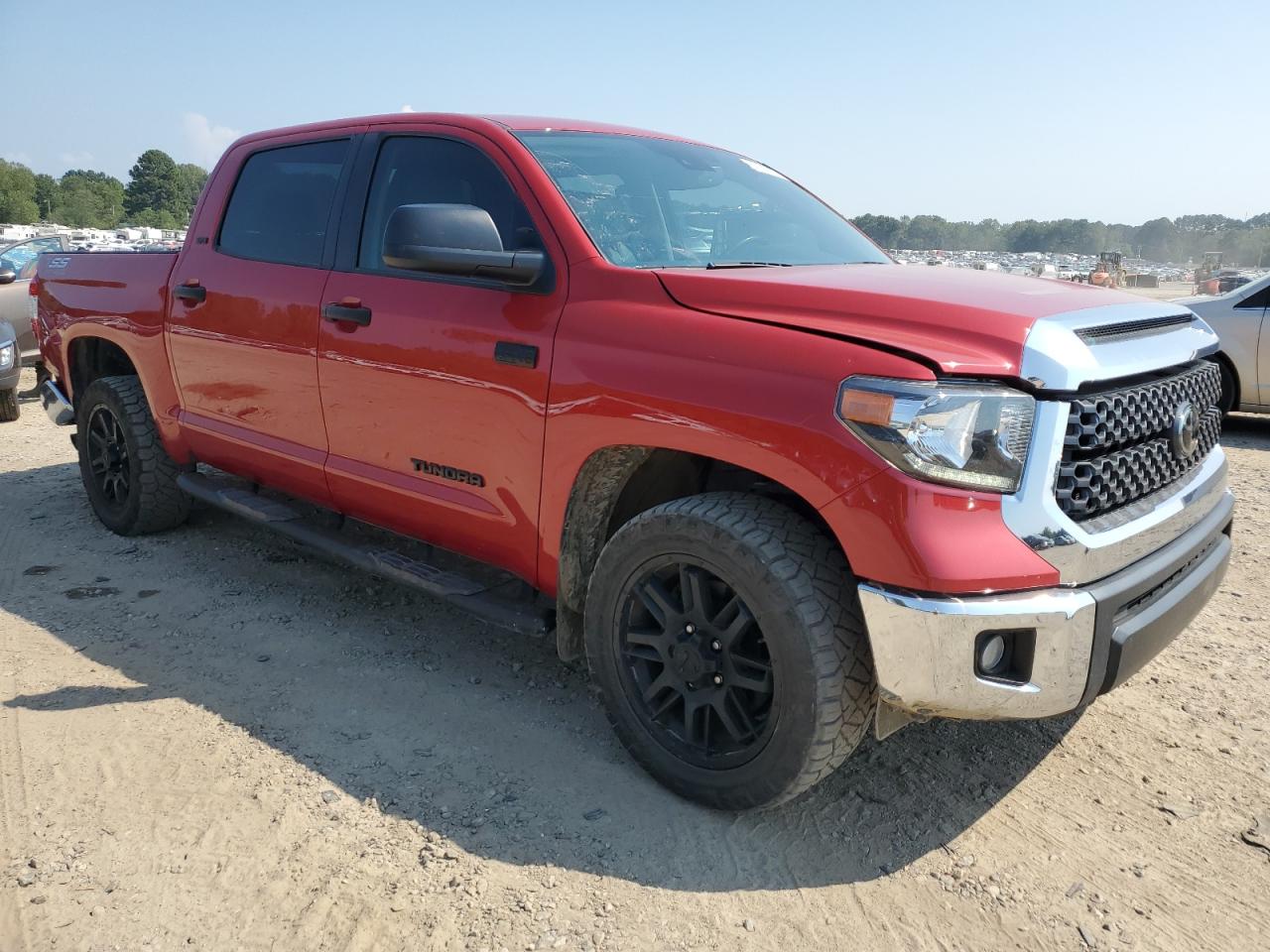 TOYOTA TUNDRA CREWMAX SR5
