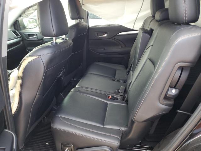 2019 TOYOTA HIGHLANDER 5TDJZRFH3KS590688
