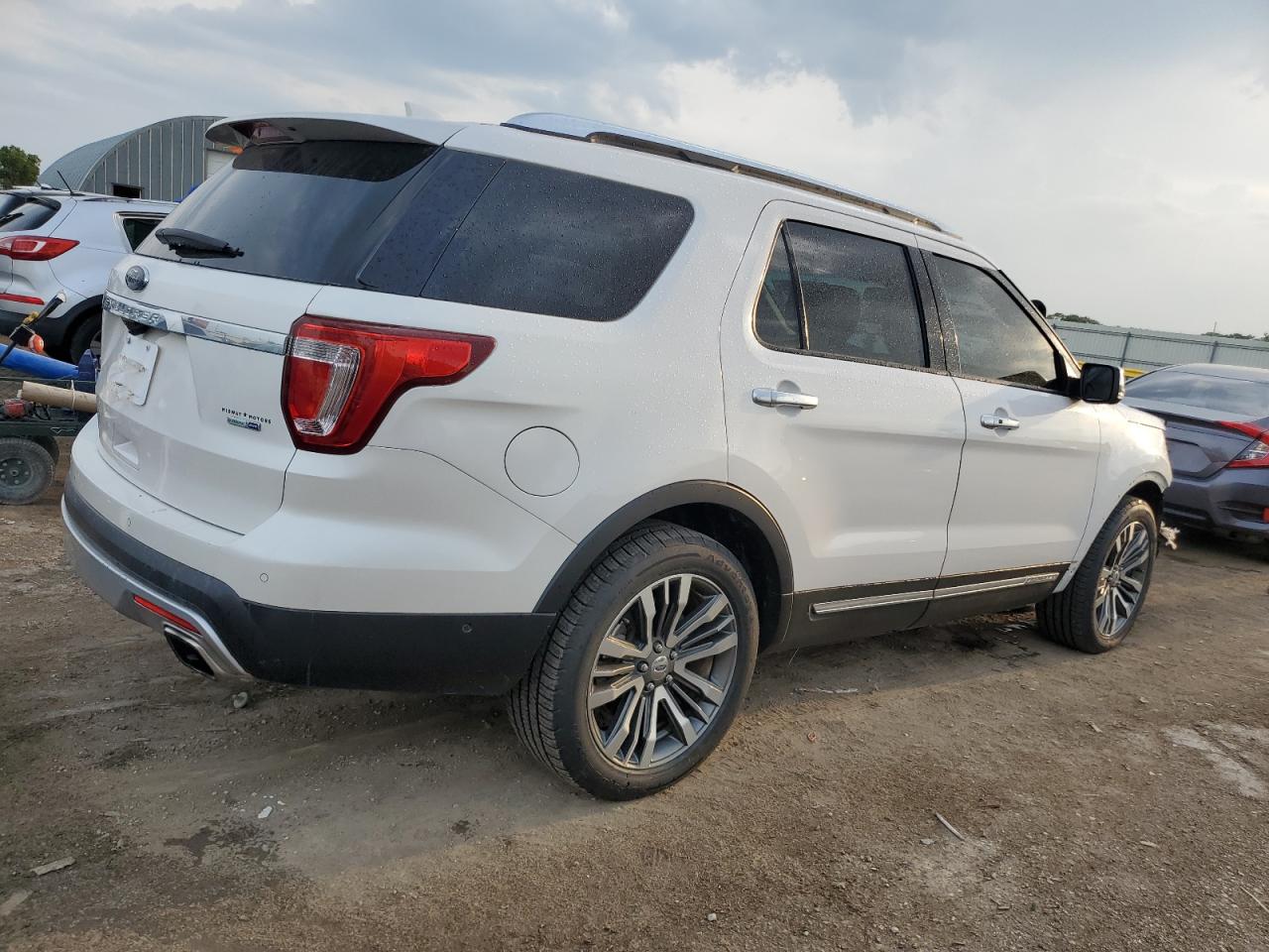 FORD EXPLORER PLATINUM