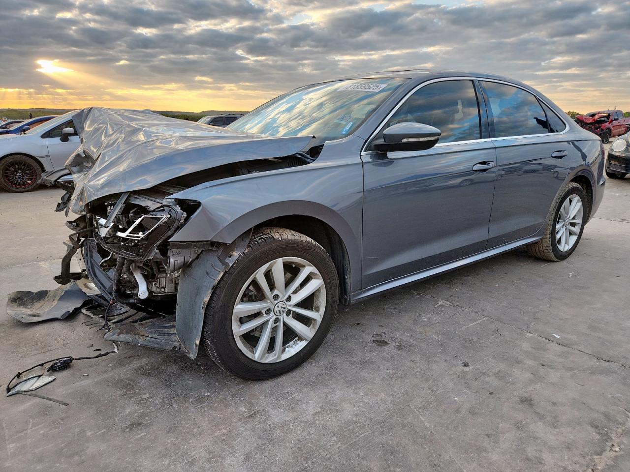 VOLKSWAGEN PASSAT SE