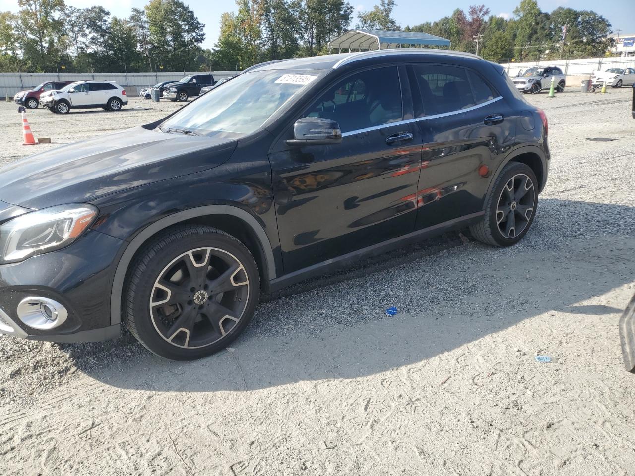 MERCEDES-BENZ GLA-CLASS 250