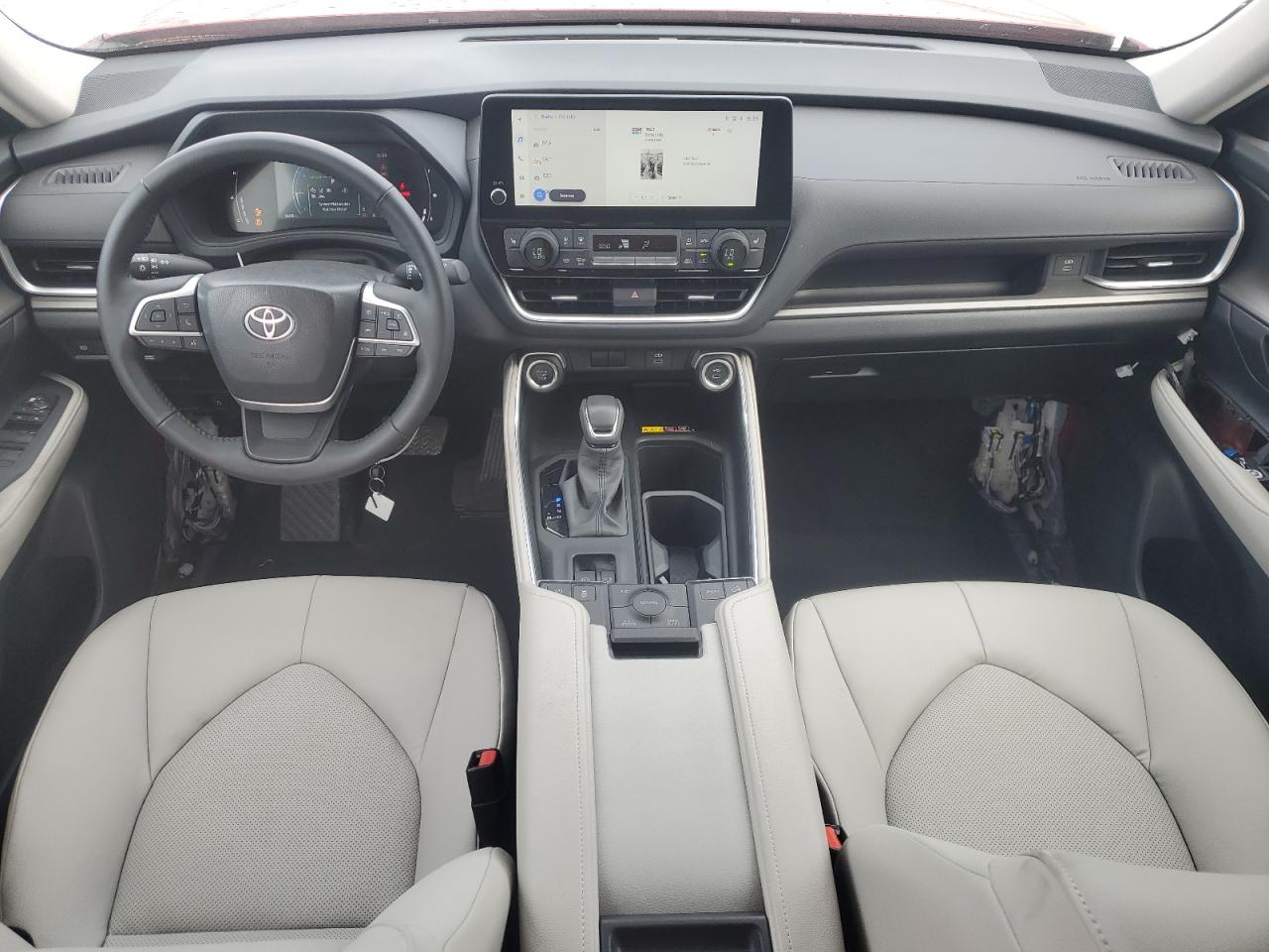 TOYOTA HIGHLANDER LE