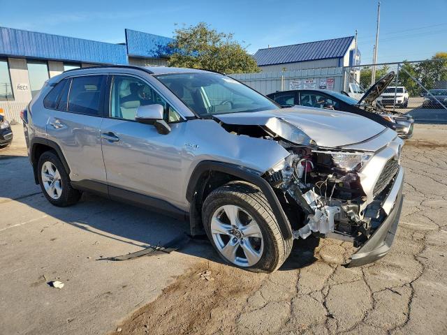 2021 TOYOTA RAV4 XLE 4T3R6RFV1MU011135