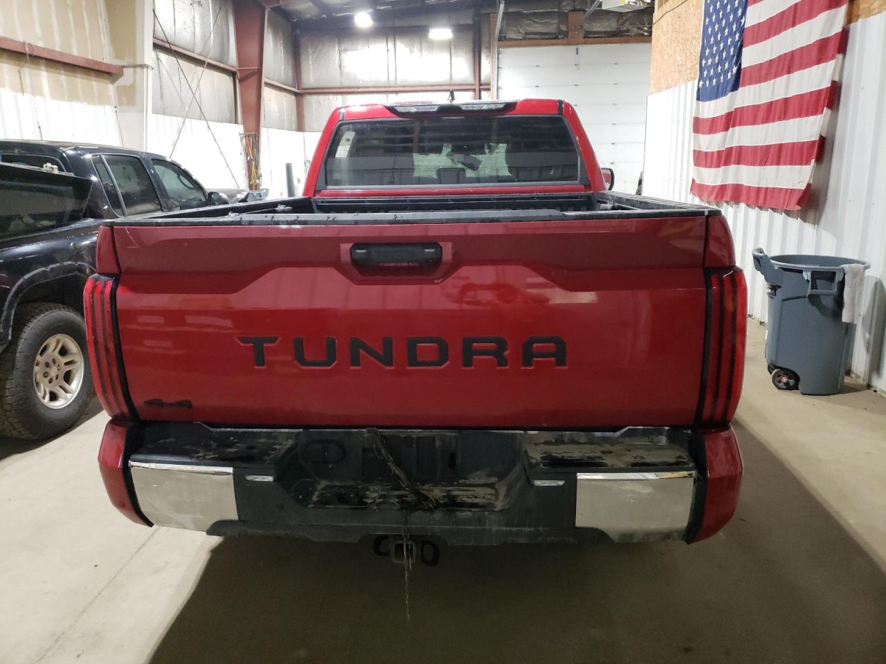 TOYOTA TUNDRA CREWMAX SR5