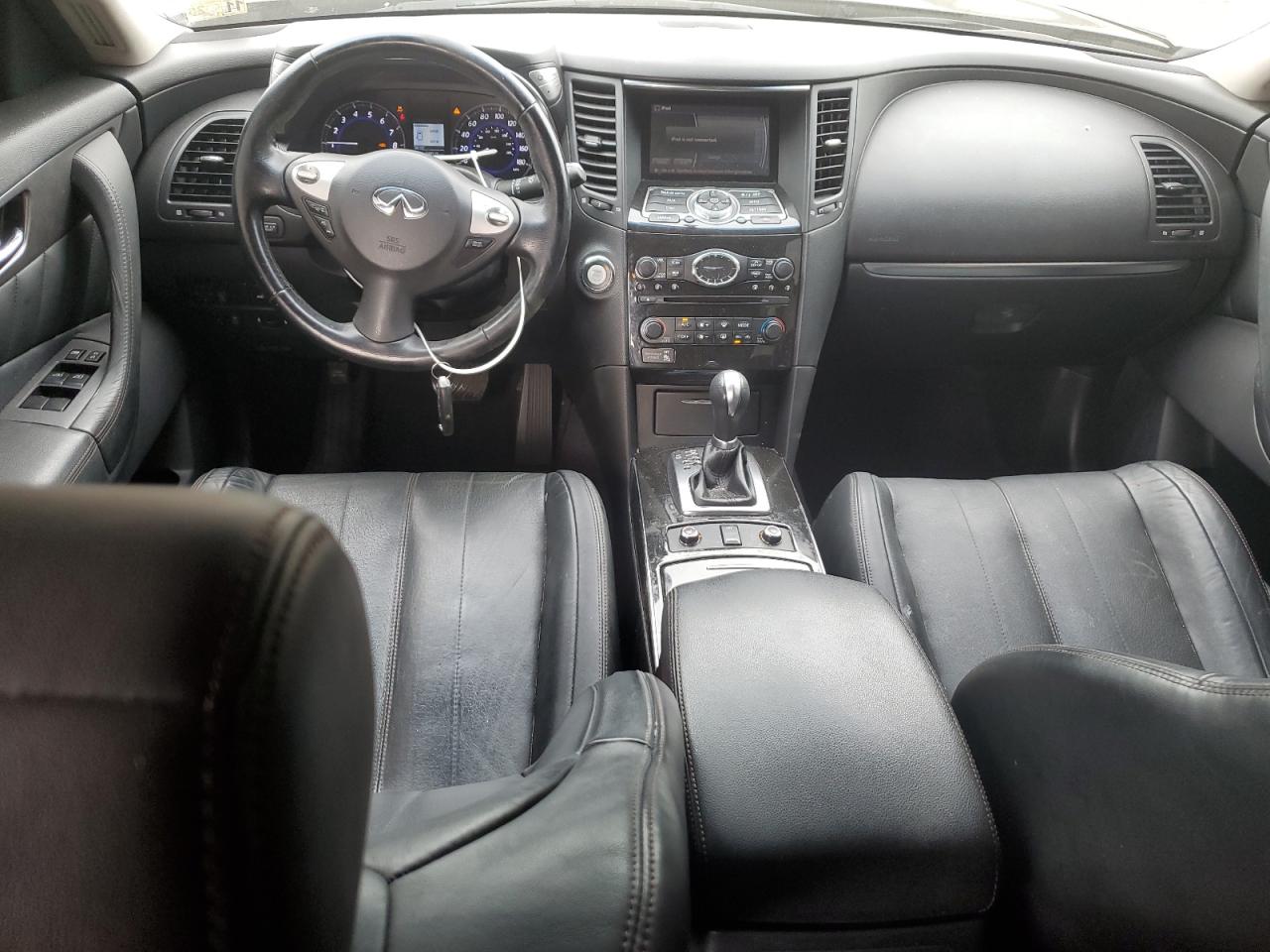 INFINITI QX70