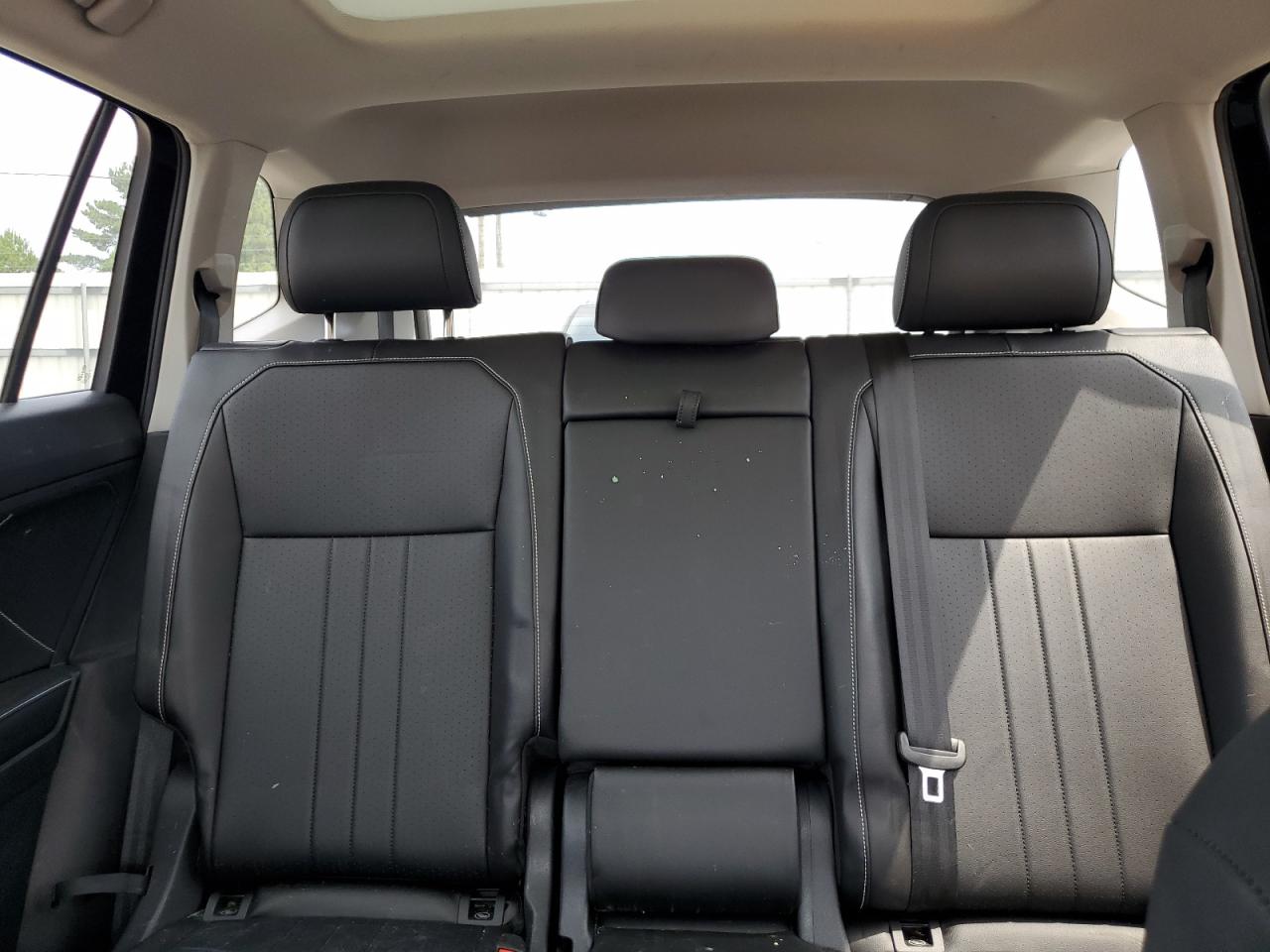 VOLKSWAGEN TIGUAN SE