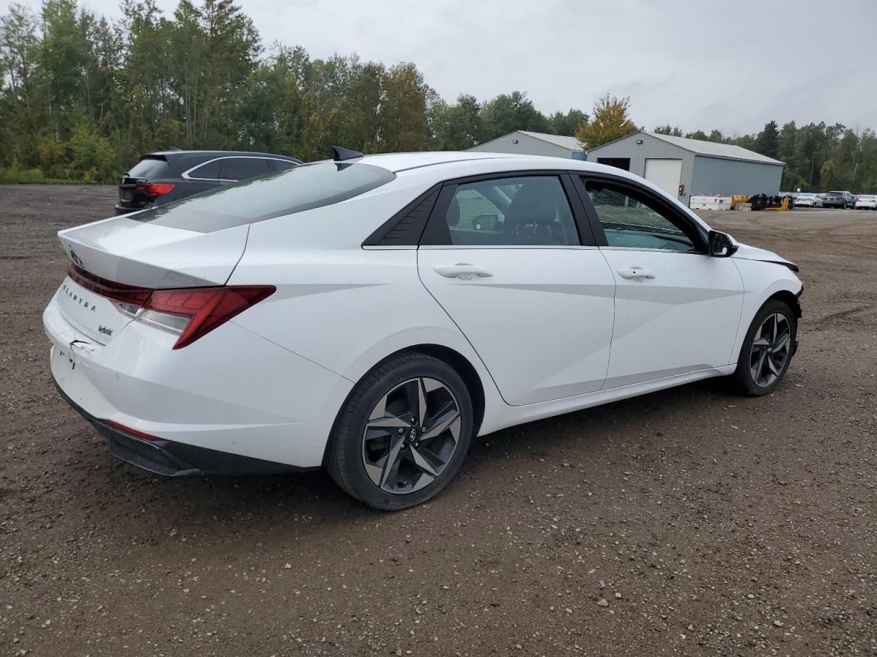 HYUNDAI ELANTRA LIMITED