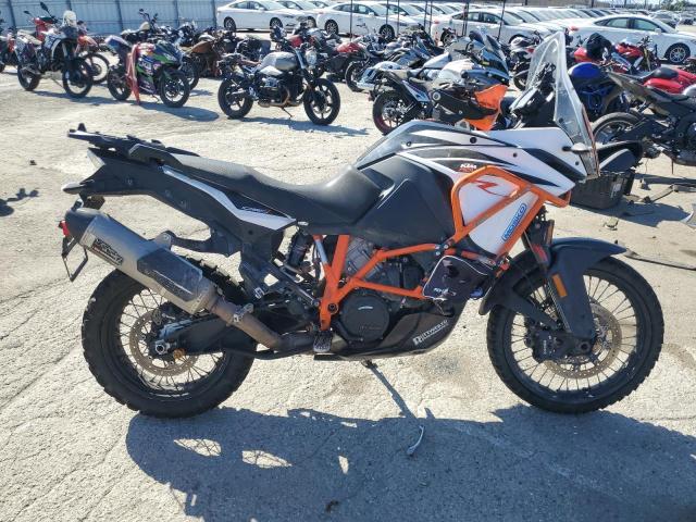 2018 KTM 1090 ADVEN VBKV49405JM996395