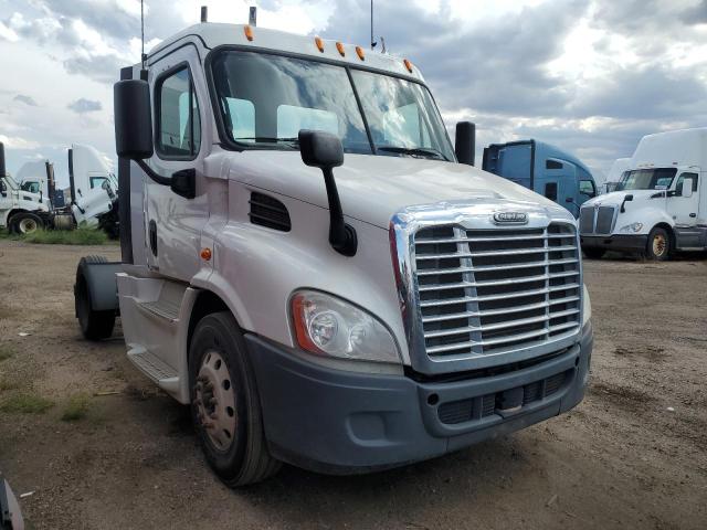 2015 FREIGHTLINER CASCADIA #3254623168