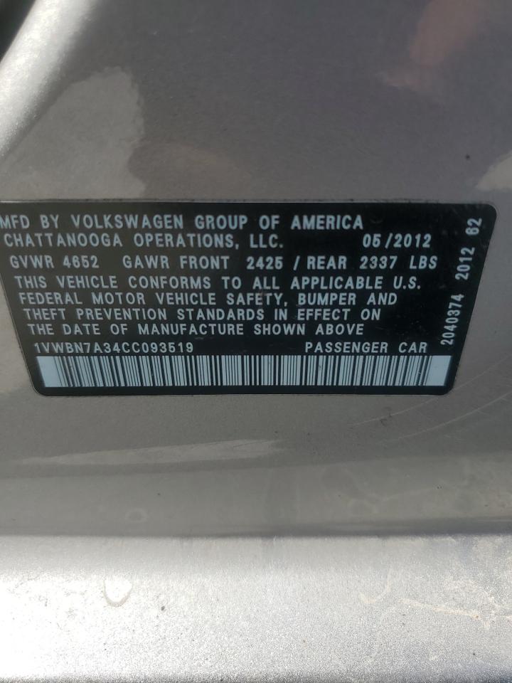 VOLKSWAGEN PASSAT SE