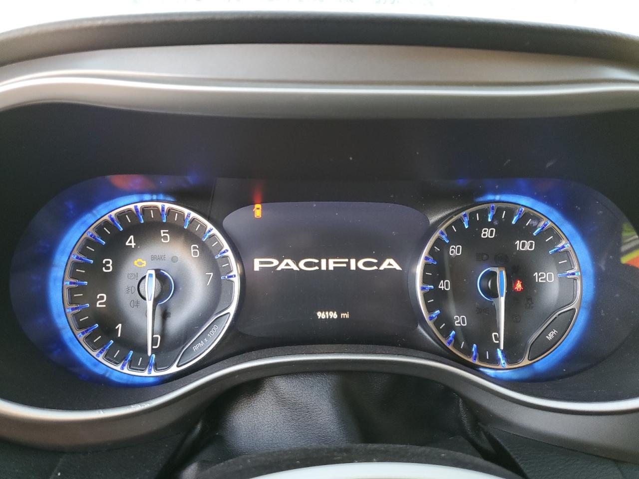 CHRYSLER PACIFICA TOURING L