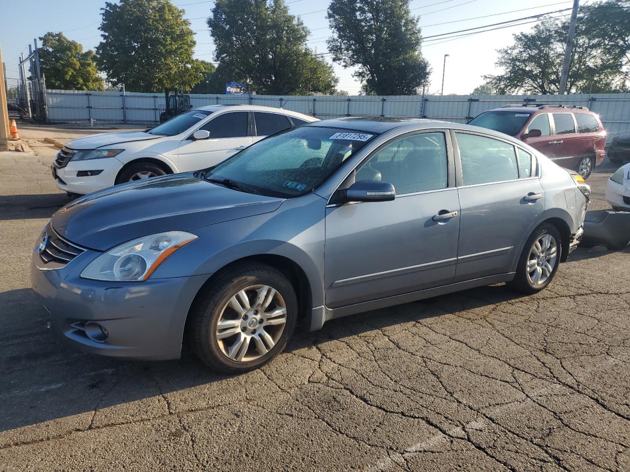  Salvage Nissan Altima