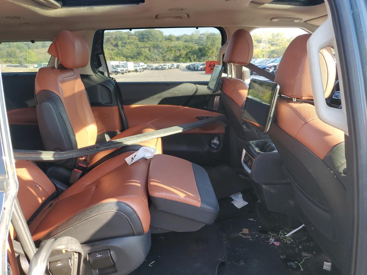 KIA CARNIVAL SX PRESTIGE