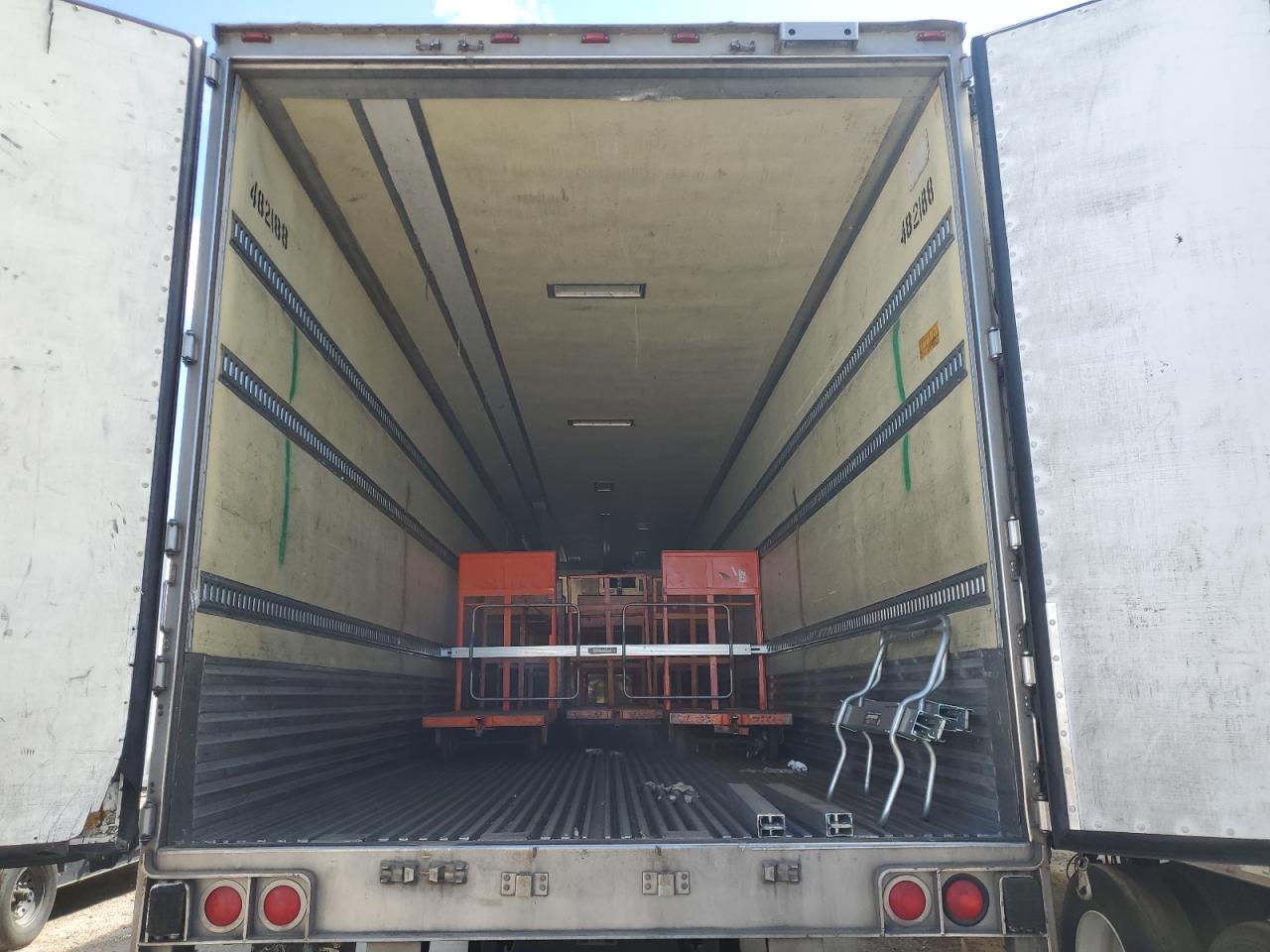 Lot #3282480914 2015 UTILITY VS2RA