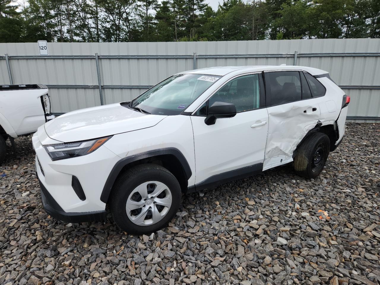 TOYOTA RAV4 LE