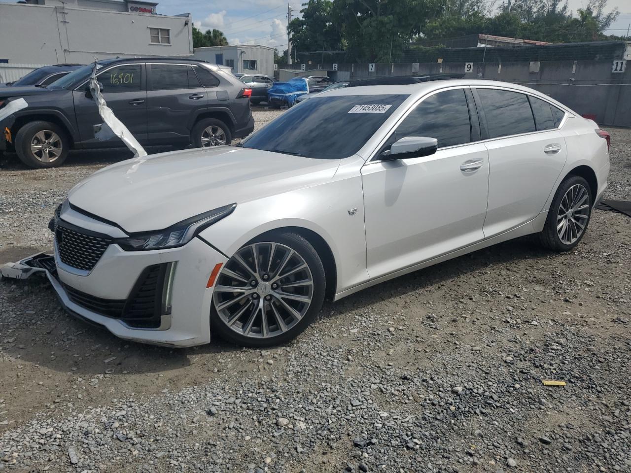 CADILLAC CT5 PREMIUM LUXURY