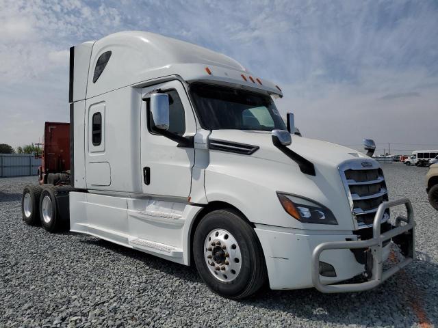 Global Auto Auctions: 2019 FREIGHTLINER CASCADIA 1