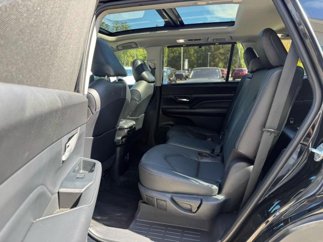 2024 TOYOTA GRAND HIGH 5TDAAAA56RS016621