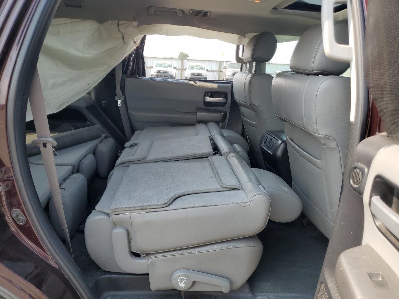 TOYOTA SEQUOIA LIMITED