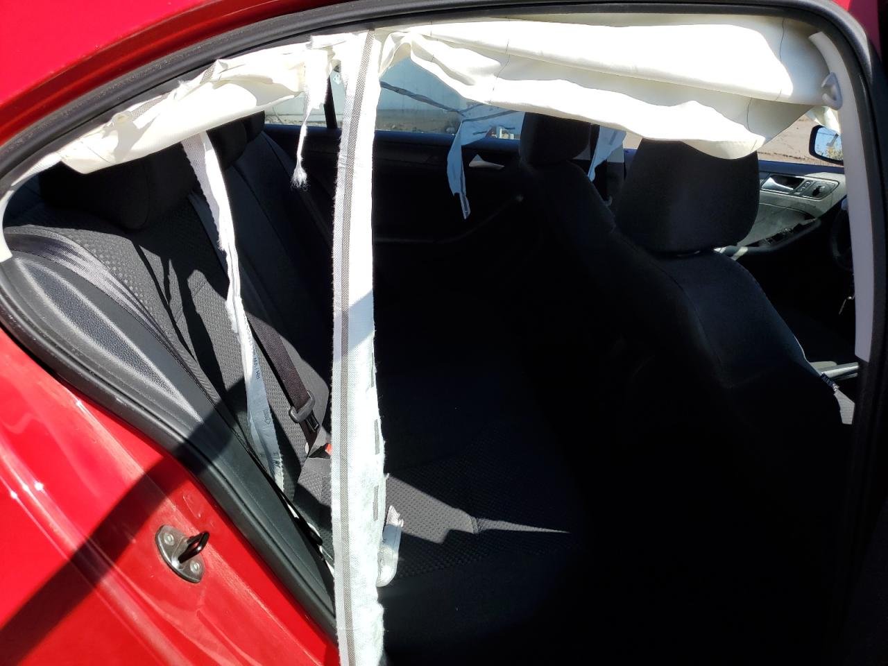 VOLKSWAGEN JETTA BASE