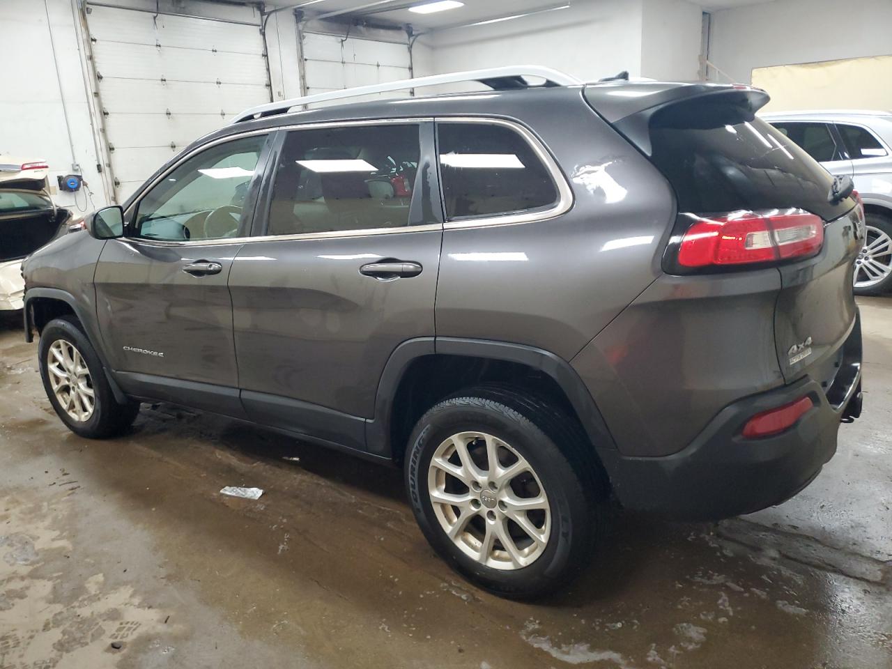 JEEP GRAND CHEROKEE LATITUDE