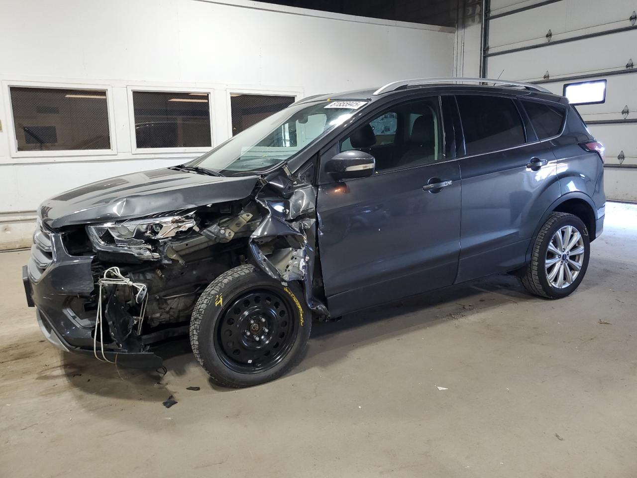 FORD ESCAPE TITANIUM