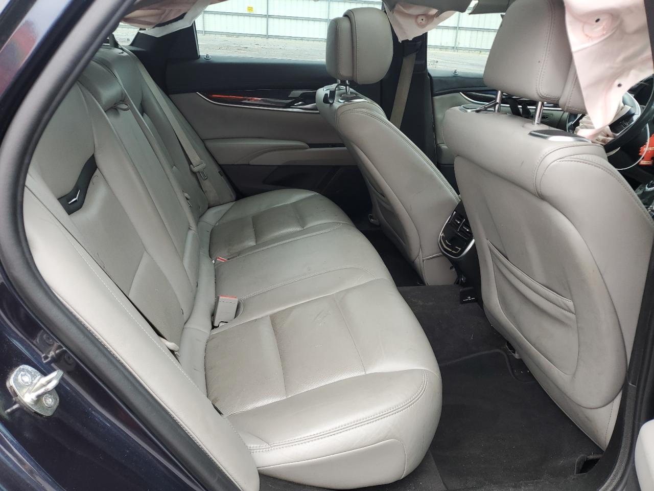 CADILLAC XTS PREMIUM COLLECTION