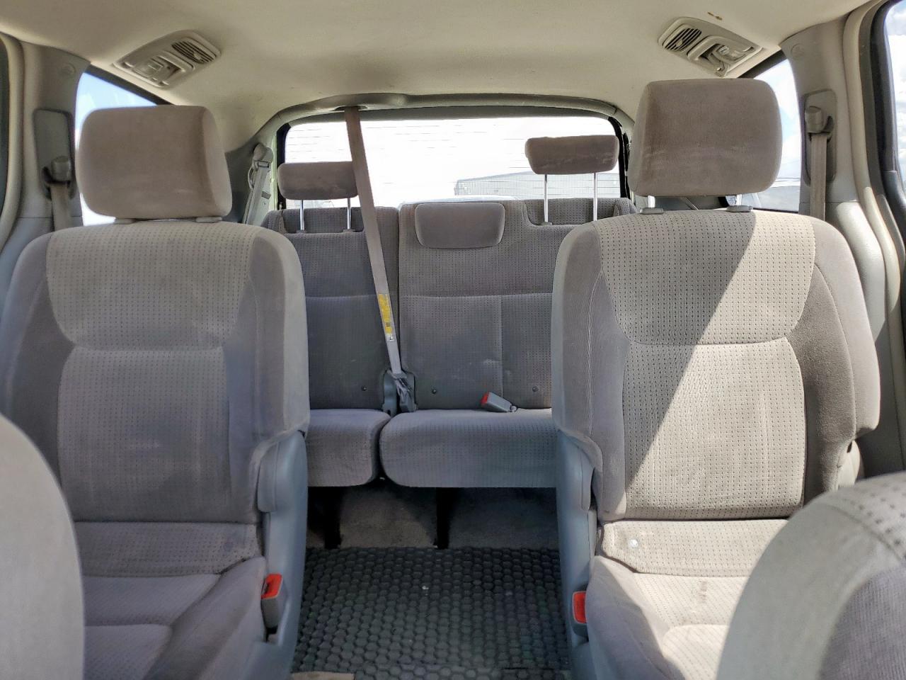 Lot #3302773337 2008 TOYOTA SIENNA CE
