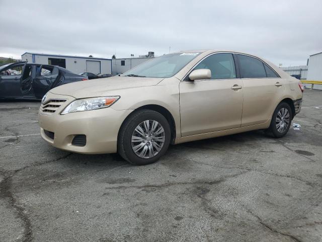 2011 TOYOTA CAMRY BASE #3302631014