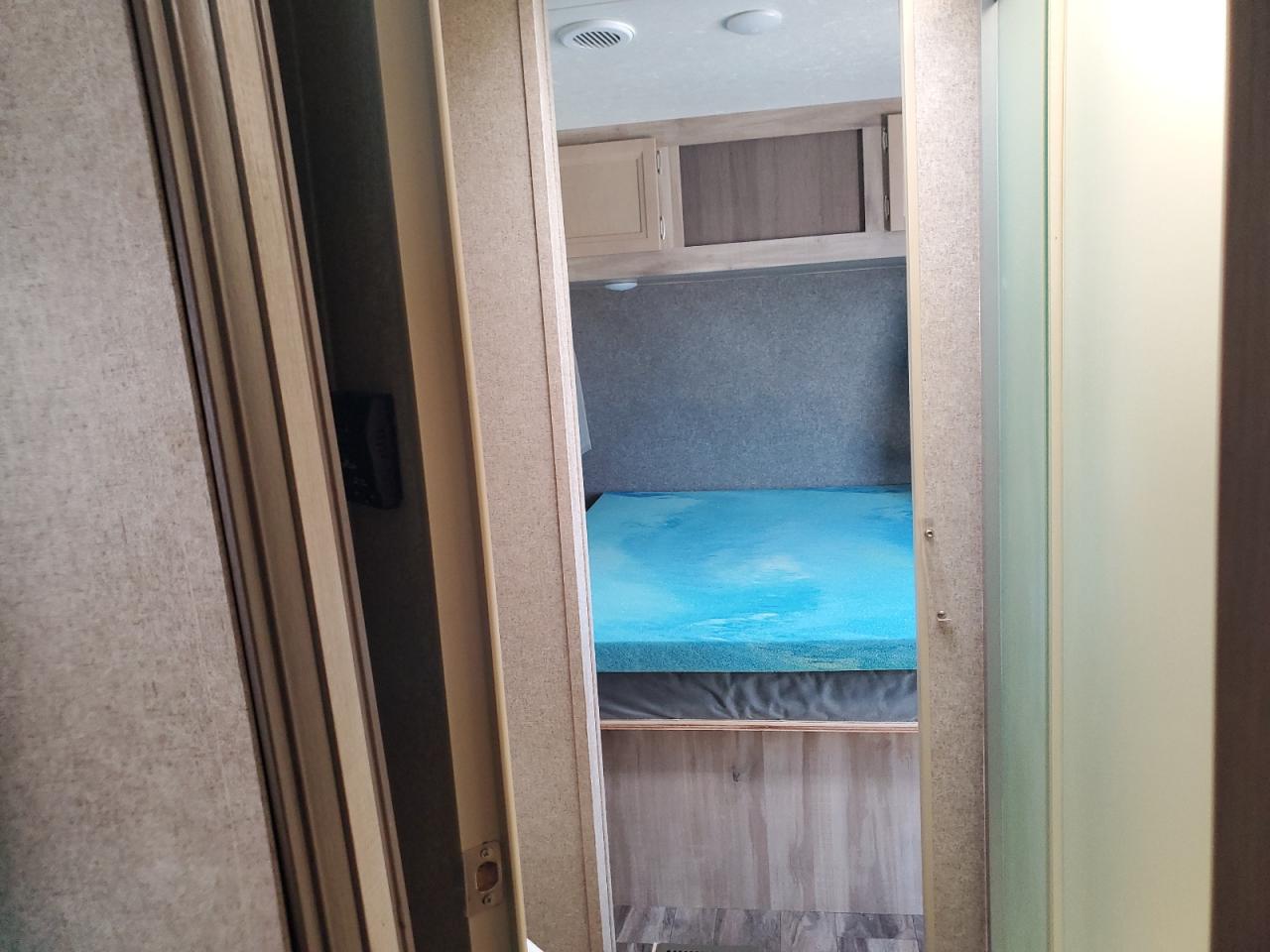 Lot #3294585038 2019 WILDWOOD CATALINA 2