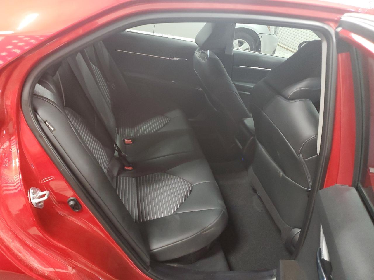 TOYOTA CAMRY SE NIGHT SHADE