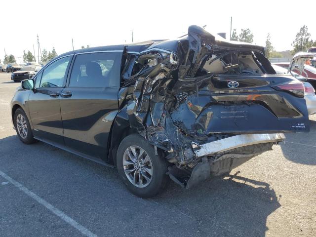 2021 TOYOTA SIENNA LE 5TDKRKEC0MS047447