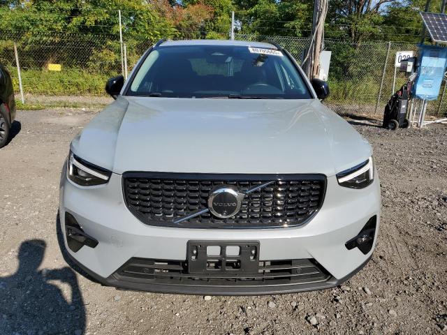 2024 VOLVO XC40 PLUS YV4L12UL1R2379678