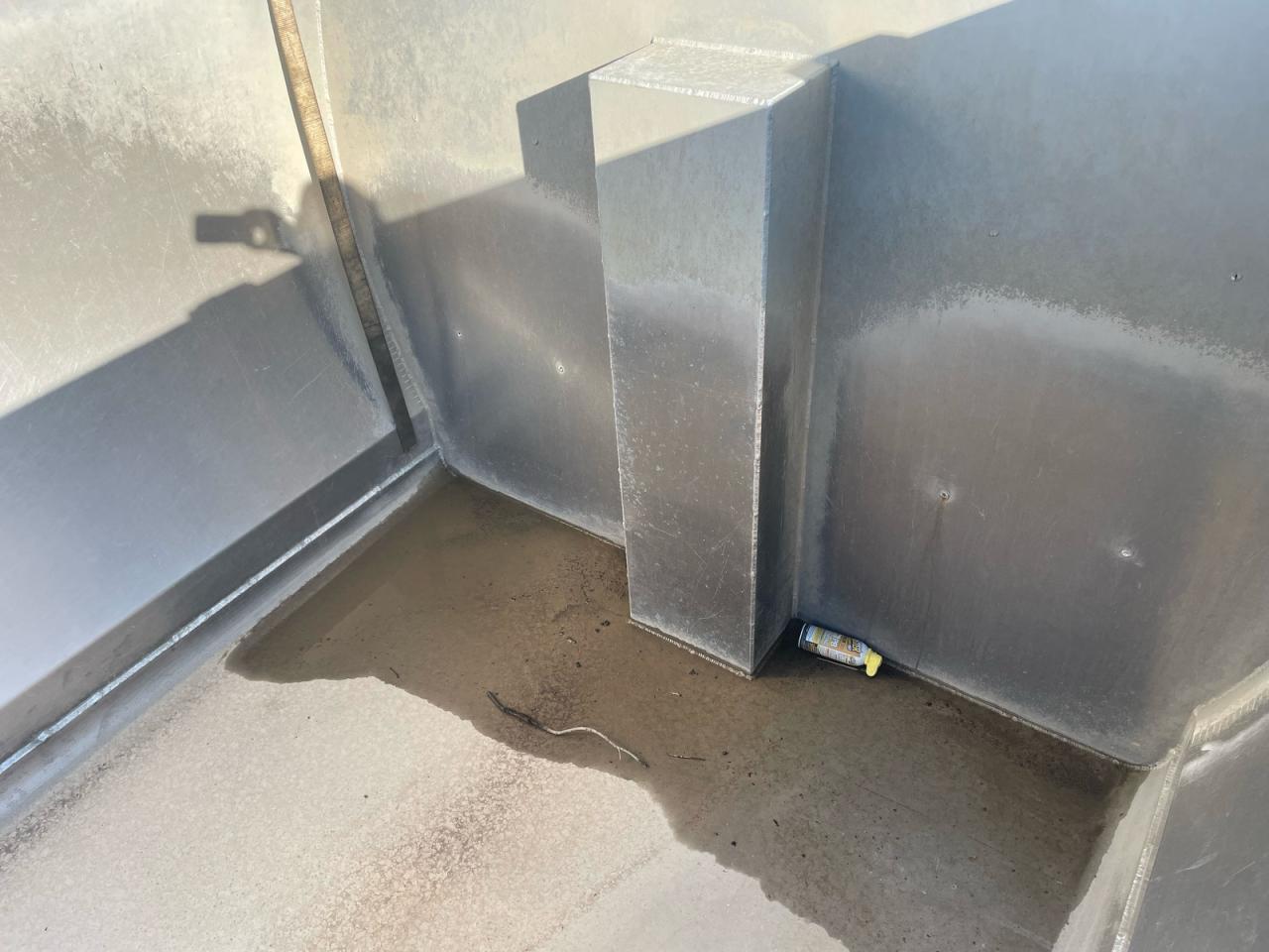 Lot #3273829406 2011 COLUMBIA TANDE-BPUP