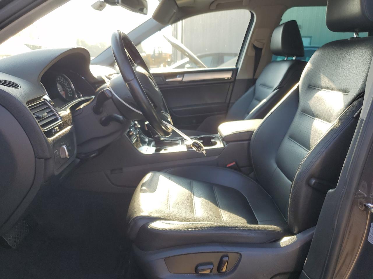 VOLKSWAGEN TOUAREG V6