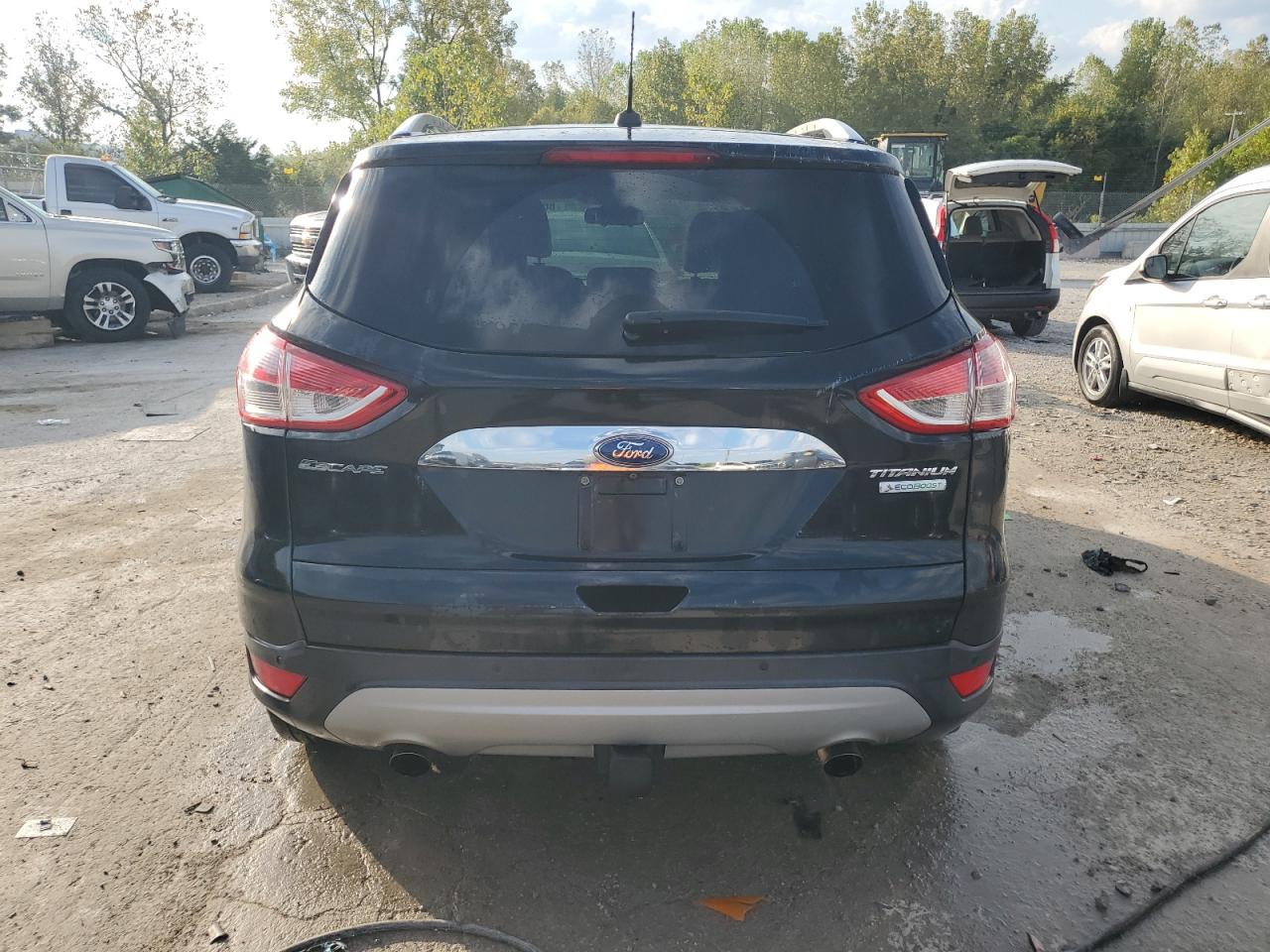 FORD ESCAPE TITANIUM