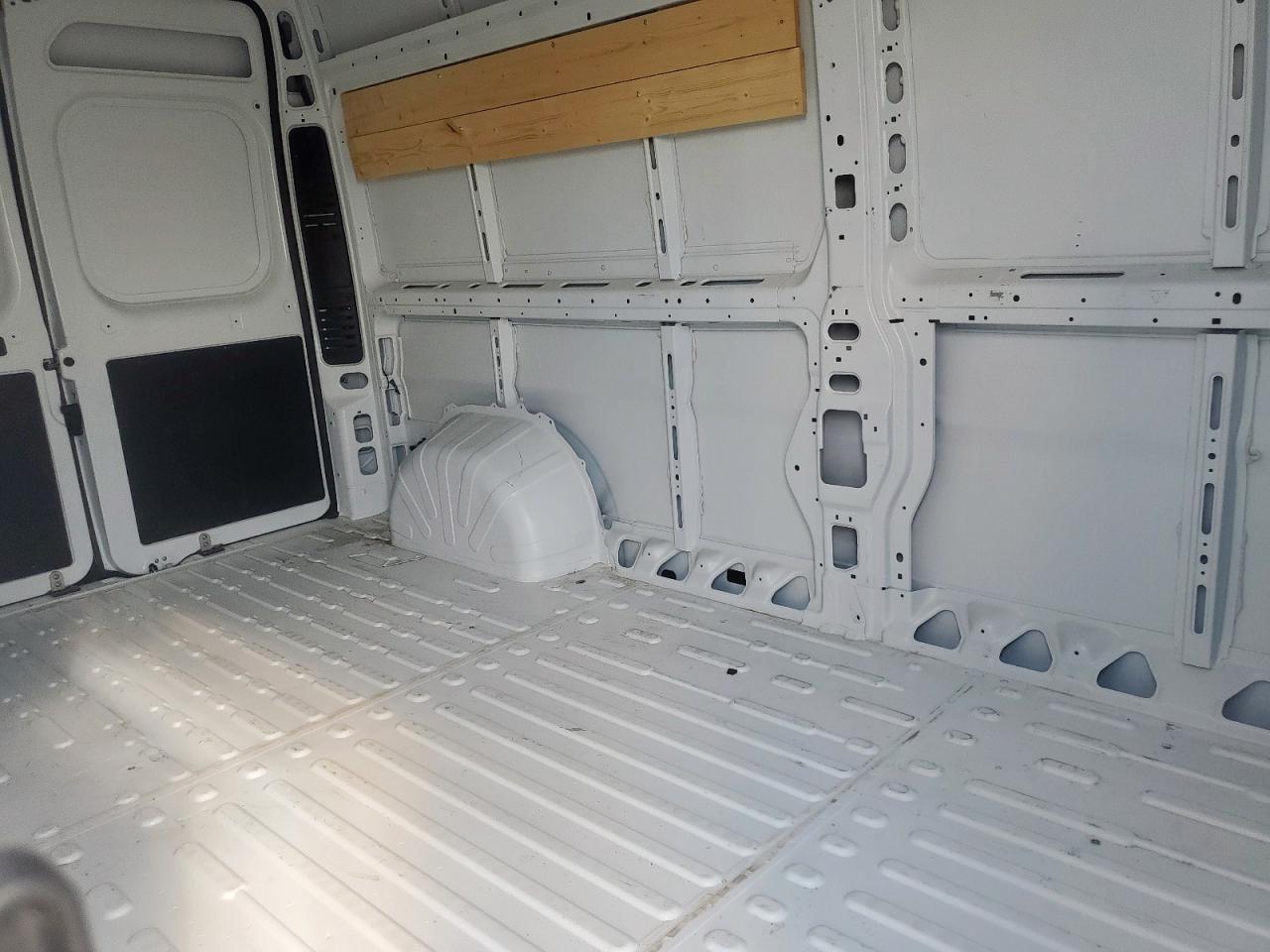 RAM PROMASTER 2500 HIGH