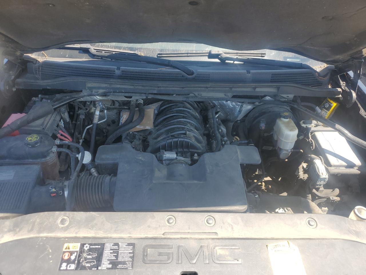 GMC SIERRA 1500 K1500 SLT