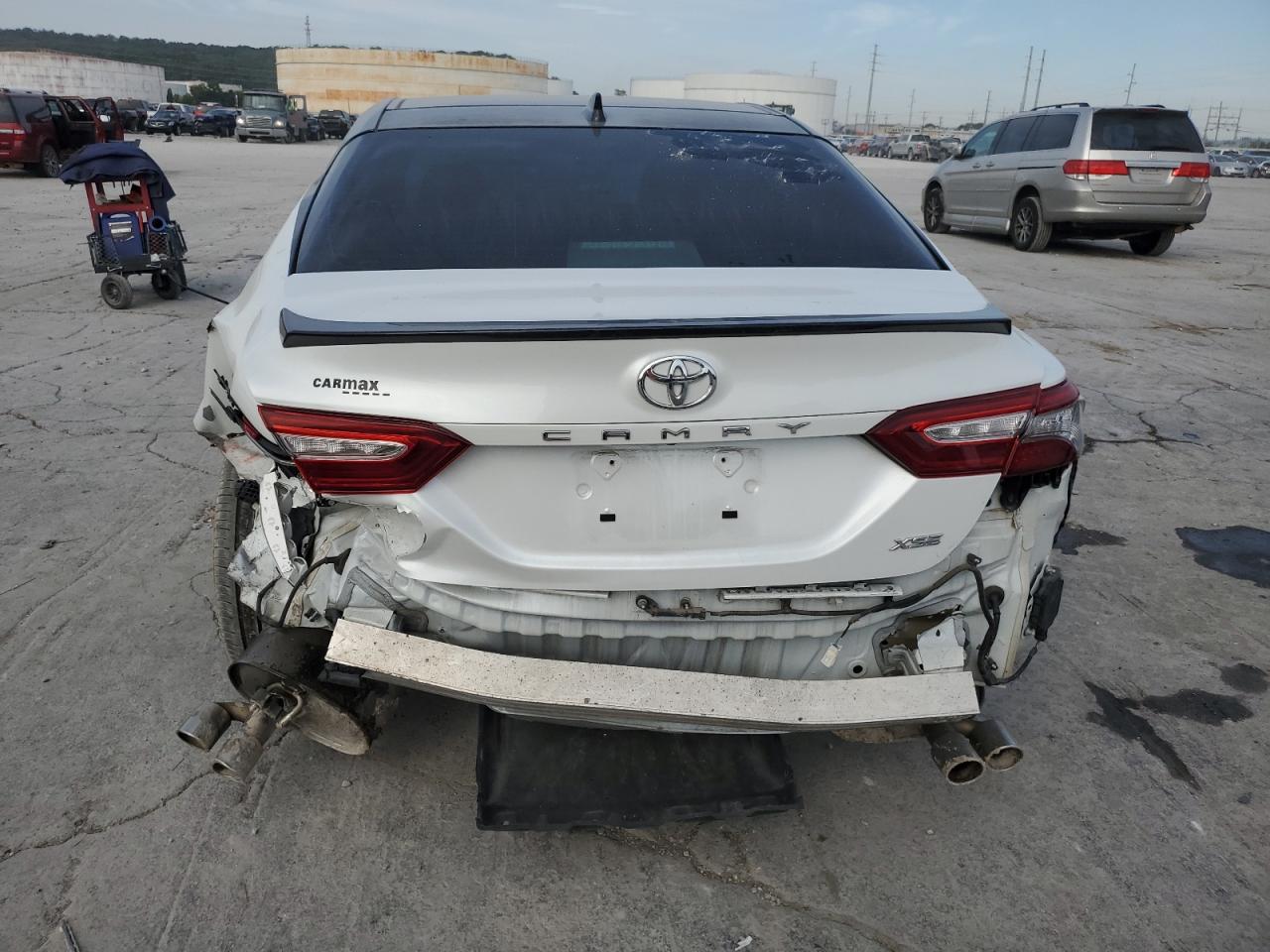 TOYOTA CAMRY XSE