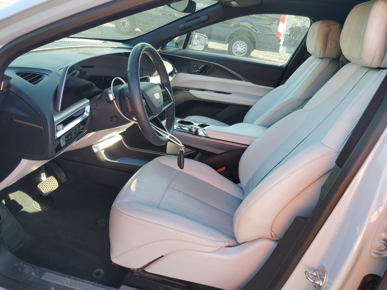 CADILLAC LYRIQ SPORT