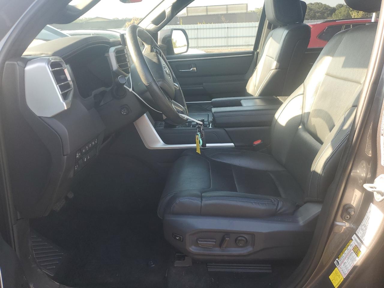 TOYOTA TUNDRA CREWMAX PLATINUM