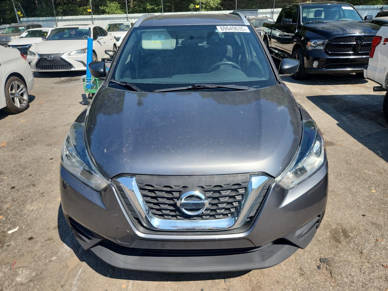 NISSAN KICKS S